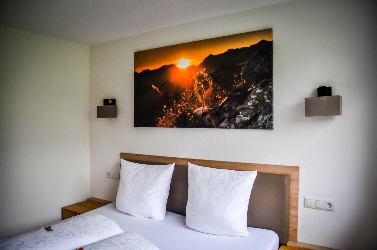 Appartement Alpenzauber Arzl im Pitztal Buitenkant foto
